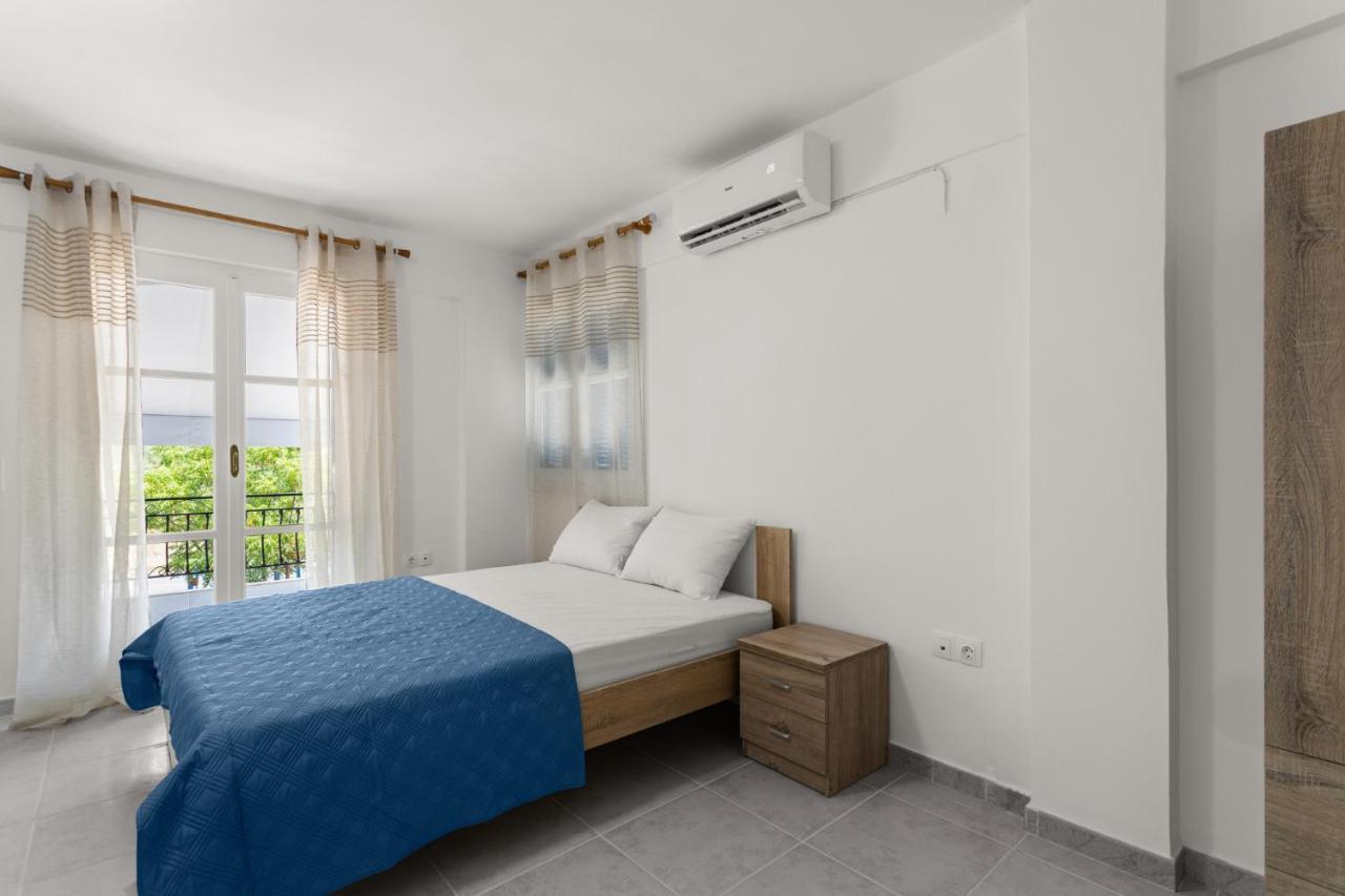 Nikolas Apartments Stoupa Levktron Exterior photo