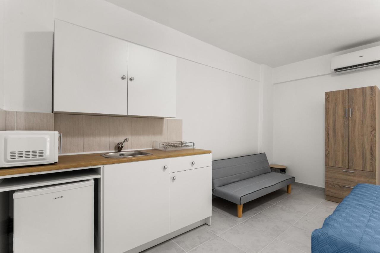 Nikolas Apartments Stoupa Levktron Exterior photo