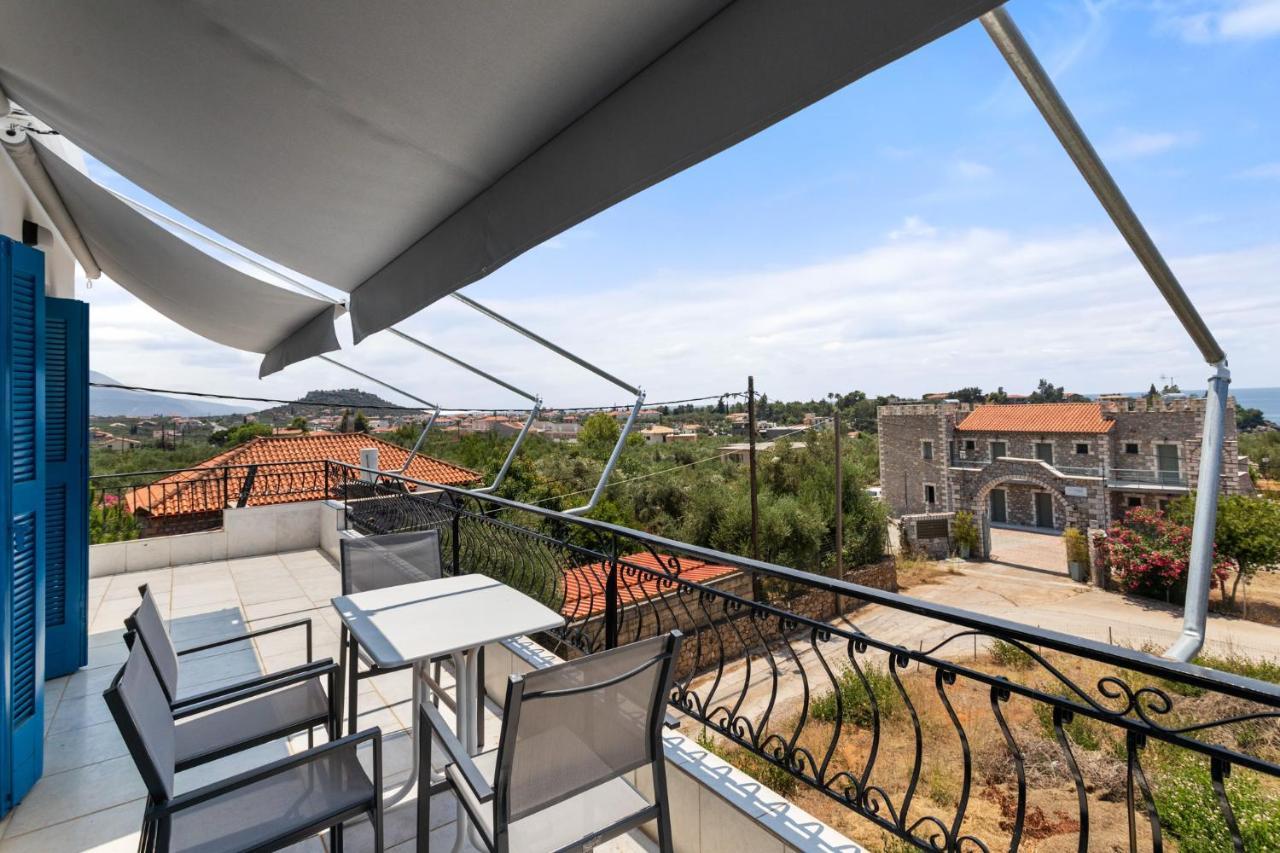 Nikolas Apartments Stoupa Levktron Exterior photo