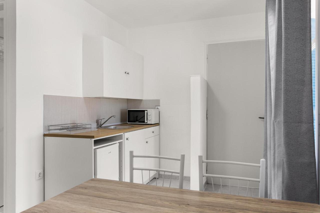 Nikolas Apartments Stoupa Levktron Exterior photo